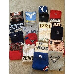 Lot of 19 MLB Baseball T Shirts Yankees Giants Jerseys Phillies Braves Cubs Vtg